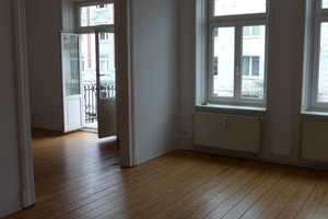 Schöne 3-Zimmer-Wohnung  mit 2 Balkonen und Garage im Hinterhof in Hamburg Eppendorf – Hamburg – Vorschaubild 3