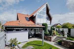 Sehr gepflegtes Einfamilienhaus mit Einliegerwohnung in March-Neuershausen – Breisgau-Hochschwarzwald (Kreis) – Vorschaubild 1