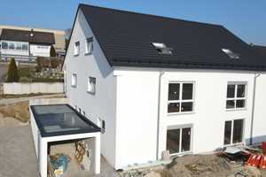 Wohnglück in Massivbauweise: Moderne Neubau-Doppelhaushälfte mit Einliegerwhg. in Giengen/Burgberg – Heidenheim (Kreis) – Vorschaubild 2