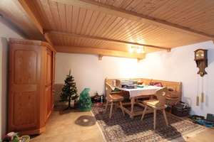 Sonniges Reihenhaus in absolut ruhiger Lage in Puchheim, 5 Zimmer+ Bad+ 2 WCs + Südbalkon+ Südgarten – 82178 Puchheim – Vorschaubild 37