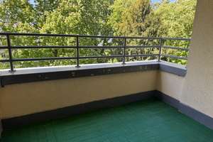 Alltagstaugliche 3-Zimmer-Wohnung in der Kölner Neustadt-Süd – Hohenstaufenring 55, 50674 Neustadt/Süd, Köln – Vorschaubild 4