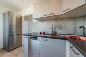 Property thumbnail 18