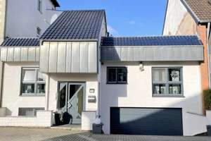 Modernes EFH mit XXL-Dachterrasse und enormen Potenzial in beliebter Wohnlage von OB-Schmachtendorf – Die vollständige Adresse der Immobilie erhältst du vom Anbieter., 46147 Holten, Oberhausen – Vorschaubild 1
