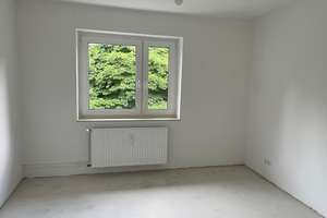 Donaustr. 4, 2 L - Frisch sanierte 3-Zimmer-Wohnung mit Loggia und praktischem Stauraum! – Donaustr. 4, 38120 Weststadt, Braunschweig – Vorschaubild 6