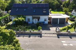 Viel Platz für viel Liebe - Ihr neues Wohnglück in Karlsruhe Durlach – Die vollständige Adresse der Immobilie erhältst du vom Anbieter., 76227 Durlach, Karlsruhe – Vorschaubild 1