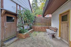 Renovierungsbedürftiges EFH mit Garage, Schuppen & Balkon – Die vollständige Adresse der Immobilie erhältst du vom Anbieter., 96465 Neustadt bei Coburg – Vorschaubild 9