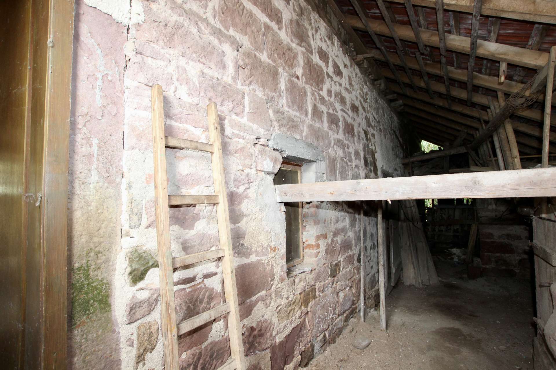 Immobilie in Herbolzheim - Sanierungsobjekt mit Geschichte und Potenzial im Ortskern von Bleichheim – im Bieterverfahren - Bild 2