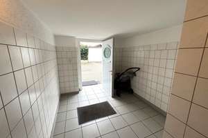 10 Wohneinheiten! Sehr gepflegtes Mehrfamilienhaus mit dazugehörigem Hinterhaus und Garagen!!! – Die vollständige Adresse der Immobilie erhältst du vom Anbieter., 45884 Rotthausen, Gelsenkirchen – Vorschaubild 8