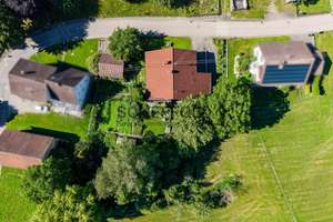 Idyllisch! Zweifamilienhaus mit traumhaftem Garten – Die vollständige Adresse der Immobilie erhältst du vom Anbieter., 89186 Illerrieden – Vorschaubild 7