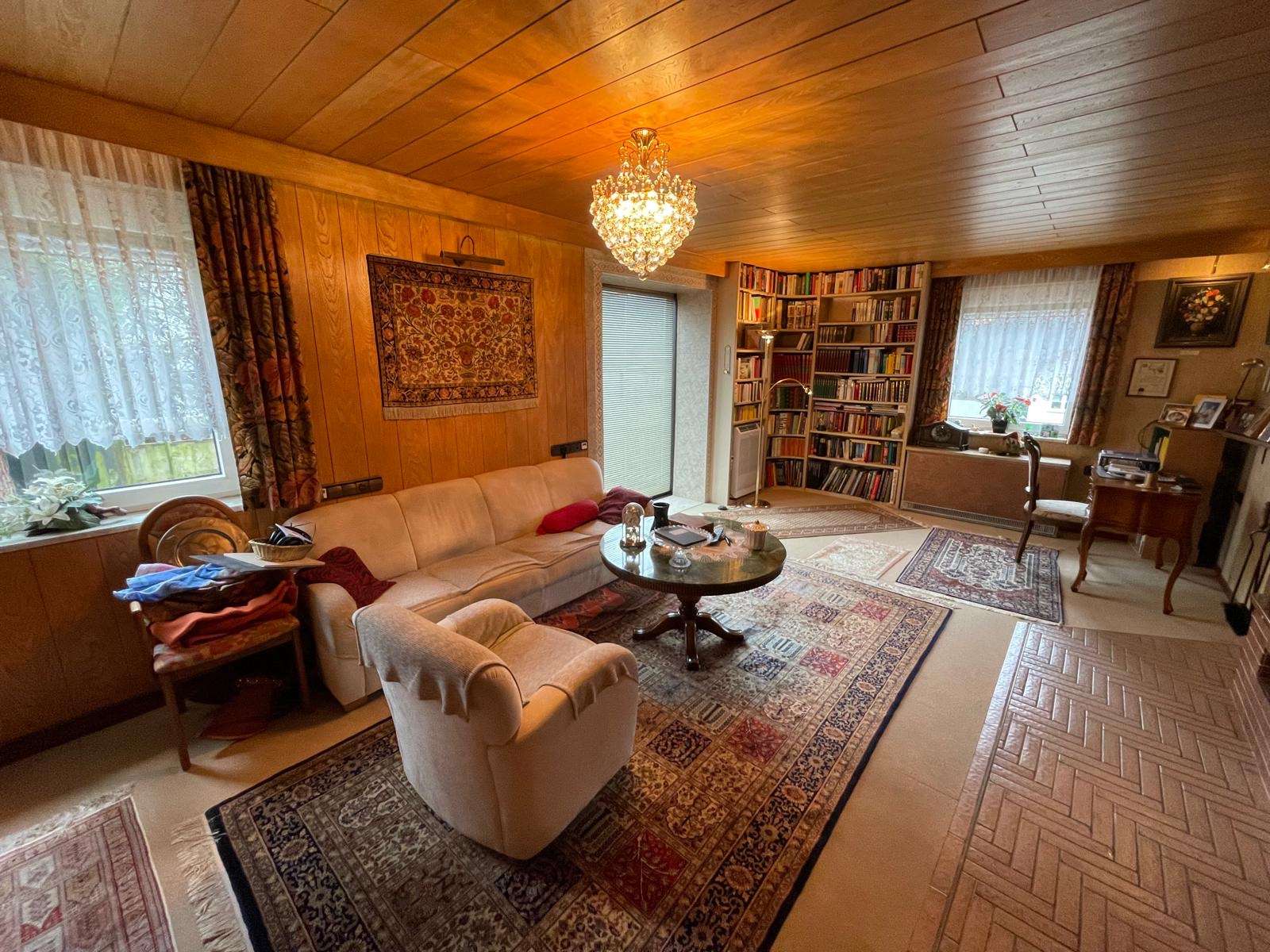 Immobilie in Neckargerach - 1-2-Familienhaus auf traumhaftem Grundstück mit romantischem Schopf - Bild 1