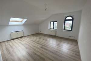 sehr zentrale 3 Zimmer-Dachgeschoss-Whg.* hell*  Laminat* innenl. Küche* Bad mit Wanne* – 4109 Zentrum-West, Leipzig – Vorschaubild 2