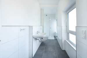 PROVISIONSFREI: 3-Zimmer-Penthouse mit 2 Balkonen in Offenbach – Die vollständige Adresse der Immobilie erhältst du vom Anbieter., 63071 Bachschule, Offenbach am Main – Vorschaubild 8