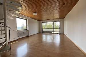 Wohnen auf zwei Ebenen: Gepflegte 3-Zimmer-Maisonettewohnung mit Loggia und Garage in Schönwald! – Die vollständige Adresse der Immobilie erhältst du vom Anbieter., 78141 Schönwald im Schwarzwald – Vorschaubild 6