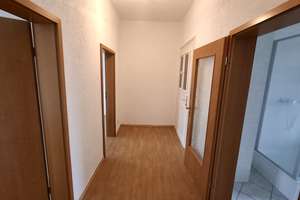 Lichtdurchflutete, große 2-Zi.-Whg. mit Wohnküche! Eigener Parkplatz! Praktische Lage und Parknähe! – Georg-Schumann-Str. 321, 4159 Möckern, Leipzig – Vorschaubild 3