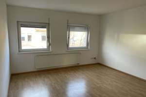 Gepflegte 3-Zimmer-Wohnung mit Einbauküche und Garage in Nürnberg – Die vollständige Adresse der Immobilie erhältst du vom Anbieter., 90459 Hummelstein, Nürnberg – Vorschaubild 5