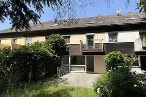 TOP LAGE LAUFAMHOLZ: IN 2022 UMFANGREICH MODERNISIERTES 5- ODER 6-ZIMMER-RMH MIT EINZELGARAGE – Die vollständige Adresse der Immobilie erhältst du vom Anbieter., 90482 Laufamholz, Nürnberg – Vorschaubild 14