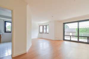 3-Zimmer-Wohnung mit großer Terrasse, Kamin und Garage in Junkersdorf. – Die vollständige Adresse der Immobilie erhältst du vom Anbieter., 50858 Junkersdorf, Köln – Vorschaubild 9