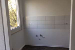 Hier lässt es sich aushalten: günstige 3-Zimmer-Wohnung in einer grünen Wohnanlage – Carlo-Mierendorff-Str. 41, 34132 Oberzwehren, Kassel – Vorschaubild 6
