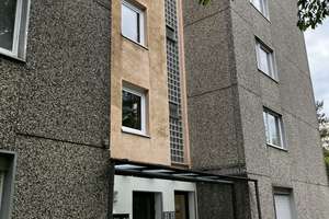 Frisch renoviert: ansprechende 2-Zimmer-Wohnung mit Balkon und Einbauküche – Gelbhofstr. 22, 81375 Neuhadern, München – Vorschaubild 8