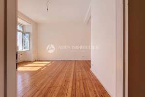 Attraktive 1-Zimmer-Wohnung mit Parkett und Tageslichtbad in ruhiger Lage – Detmolder Str. 66, 10715 Wilmersdorf, Berlin – Vorschaubild 5