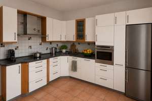 Charmanter Altbau in Eschersheim: Großzügiges Wohnen über zwei Etagen – 60431 Eschersheim, Frankfurt am Main – Vorschaubild 3