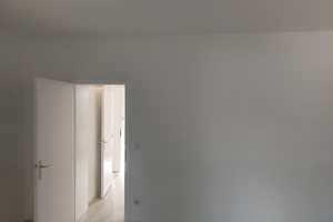 Schöne und sanierte 2,5-Raum-Wohnung mit Balkon in Essen – Zweibachegge 15, 45279 Essen – Vorschaubild 4
