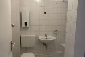 Erdgeschosswohnung in der Nähe des Hangetals. Hunde und andere Haustiere sind willkommen. – Herbertshof 5, 45141 Stoppenberg, Essen – Vorschaubild 7
