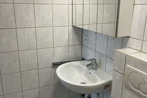 OHNE Provision: KERNSANIERTE zentrale 1-Zimmer-Wohnung mit Terrasse – Die vollständige Adresse der Immobilie erhältst du vom Anbieter., 70182 Heusteigviertel, Stuttgart – Vorschaubild 5