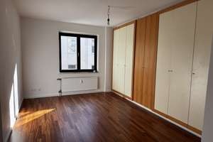 ERSTBEZUG NACH SANIERUNG -SÜßES APARTMENT MIT EBK UND EINBAUSCHRANK – Lessingstraße 33, 40227 Oberbilk, Düsseldorf – Vorschaubild 1