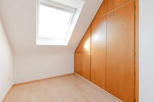 Reihenhaus mit großem Garten im Dichterviertel – Die vollständige Adresse der Immobilie erhältst du vom Anbieter., 60431 Dornbusch, Frankfurt am Main – Vorschaubild 13