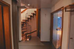 Willkommen in Ihrem neuen Zuhause, einem Raum-Wunder im Herzen von Overath! – Die vollständige Adresse der Immobilie erhältst du vom Anbieter., 51491 Overath – Vorschaubild 2