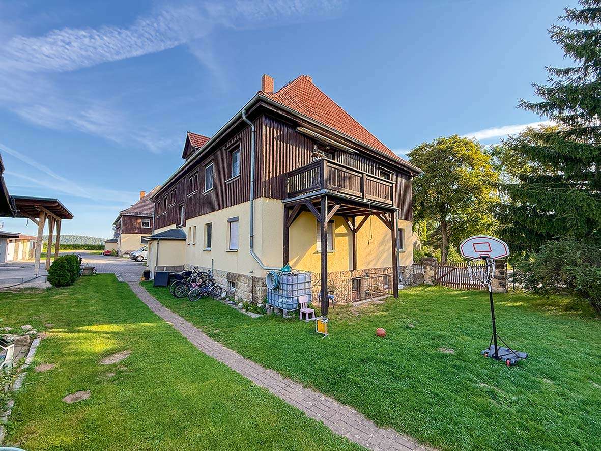 2 vollvermietete sanierte Mehrfamilienhäuser mit großem grünen Grundstück, Sächsische Schweiz Osterzgebirge Kreis – Bild 2
