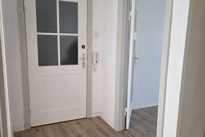 Helles, kleines Apartment,   2 ZKB , komplett saniert nahe Hafenwelten zu vermieten! – Sonnenstr. 2-4, 27568 Mitte, Bremerhaven – Vorschaubild 6