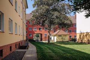 Zimmer 13,56 m² innerhalb einer 3er-WG // 1.OG links – Kleiststr. 6, 38440 Stadtmitte (Ortsteil), Wolfsburg – Vorschaubild 4