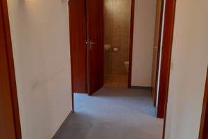 Gepflegtes Reihenmittelhaus in Eschborn mit Duplexgarage und 4,5 Zimmern. – Langer Weg 44, 65760 Eschborn – Vorschaubild 9
