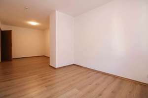 Preis-Leistungs-Highlight: Haus mit kleinem Garten & Terrasse zum Wohnungspreis – Die vollständige Adresse der Immobilie erhältst du vom Anbieter., 86669 Königsmoos – Vorschaubild 14