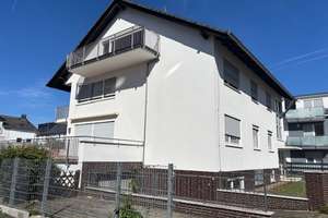 3-Familienhaus in Darmstadt-Wixhausen                                                   2 Wohn – Die vollständige Adresse der Immobilie erhältst du vom Anbieter., 64291 Wixhausen, Darmstadt – Vorschaubild 1