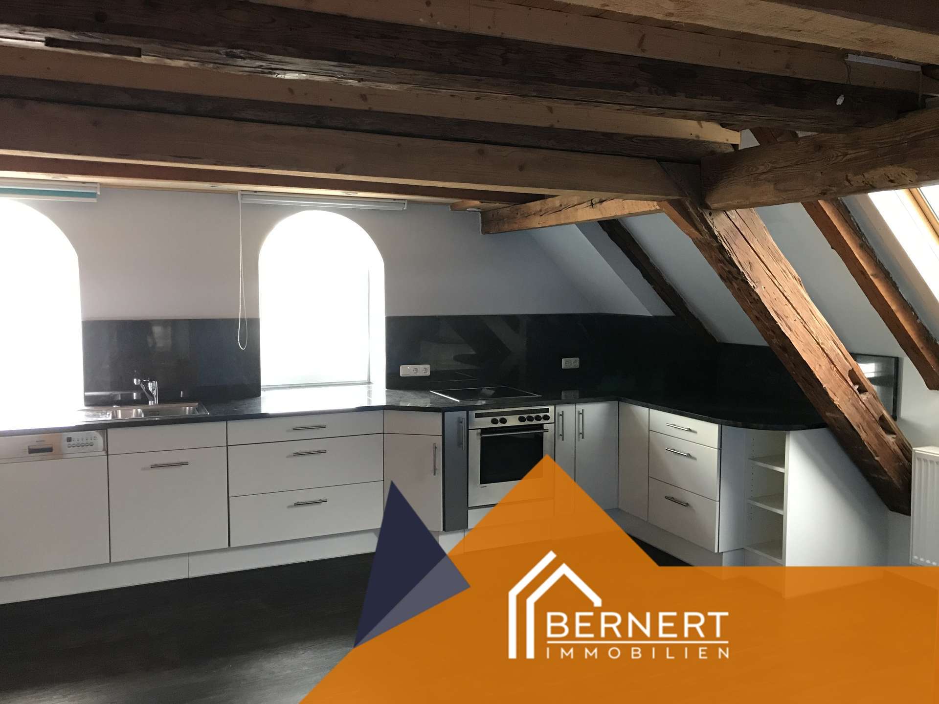 Immobilie in Altenkunstadt - Exklusives Penthouse: Ihre perfekte Kapitalanlage für eine lukrative Vermietung! - Bild 2