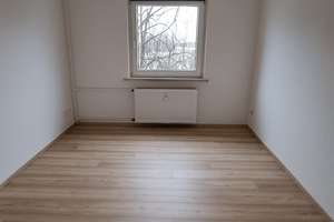 Renovierte 3-Zimmer-Wohnung mit Balkon in Duisburg-Röttgersbach – Kaiser-Friedrich-Straße 223, 47167 Röttgersbach, Duisburg – Vorschaubild 6