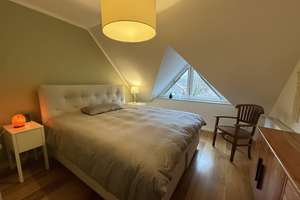 Haus im Haus - Helle moderne Maisonettewohnung in Top-Lage mit TG-Stellplatz – Die vollständige Adresse der Immobilie erhältst du vom Anbieter., 22525 Stellingen, Hamburg – Vorschaubild 13