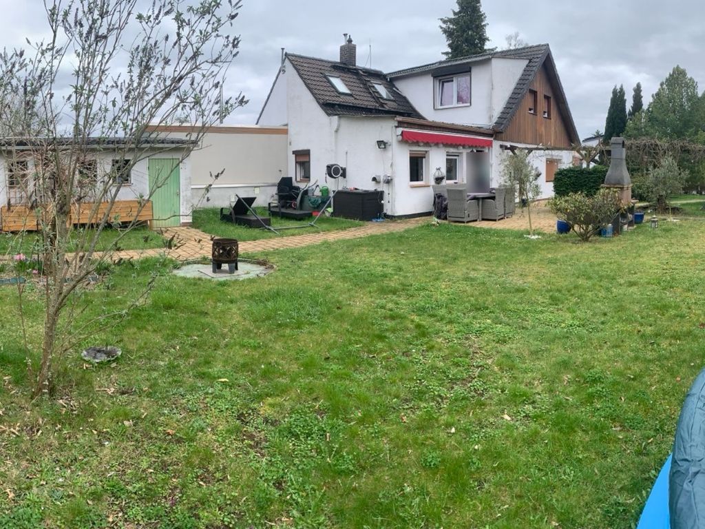 familientraum-zum-entfalten-in-12349-berlin