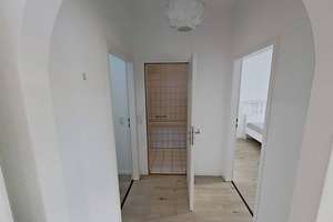 **Gut geschnittene 2-Zimmer-Erdgeschosswohnung mit Wannenbad** – Schwabstraße 33B, 70197 Rotebühl, Stuttgart – Vorschaubild 10