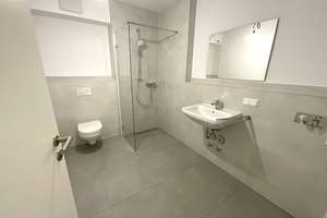 Attraktive 3-Zimmer-Wohnung mit Einbauküche und Loggia in Nürnberg Gleißhammer – Zerzabelshofstraße 15, 90478 Ludwigsfeld, Nürnberg – Vorschaubild 6