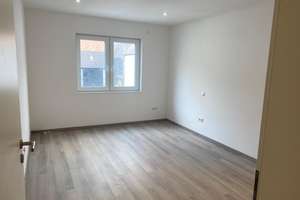 Schöne helle Etagenwohnung mit Gartenanteil und Stellplatz! 
Zwerchgasse 14, 67376 Harthausen – Zwerchgasse 14, 67376 Harthausen – Vorschaubild 3
