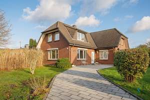 Viel Platz für die Familie: Großes Einfamilienhaus mit Garten in Eckernförde-Borby – Die vollständige Adresse der Immobilie erhältst du vom Anbieter., 24340 Eckernförde – Vorschaubild 6