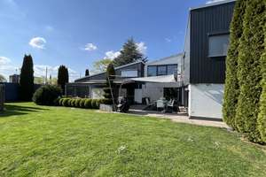 Wohlfühloase:  Architektenhaus mit Gewerbeanteil plus Bungalow  in ruhiger zentraler Lage – Die vollständige Adresse der Immobilie erhältst du vom Anbieter., 86165 Lechhausen-Ost, Augsburg – Vorschaubild 2