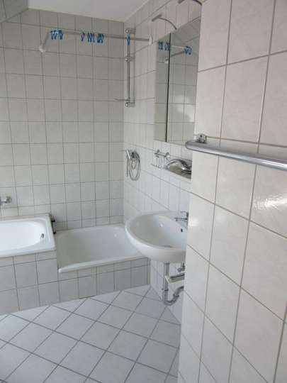 Badezimmer DG Badezimmer DG