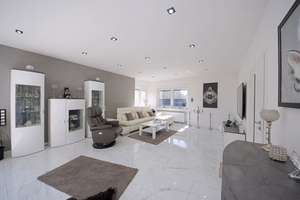 ✨ Exklusives Zweifamilienhaus mit Pool, ca. 300 m²  großem Grundstück – ideal für Familien! – Die vollständige Adresse der Immobilie erhältst du vom Anbieter., 41751 Viersen – Vorschaubild 6