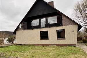 Geräumiges Einfamilienhaus mit Garage in Büchen