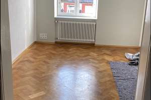 Stilvolle, sanierte 3-Zimmer Altbau-Wohnung mit Einbauküche in Laim, München – Die vollständige Adresse der Immobilie erhältst du vom Anbieter., 80686 St. Ulrich, München – Vorschaubild 3